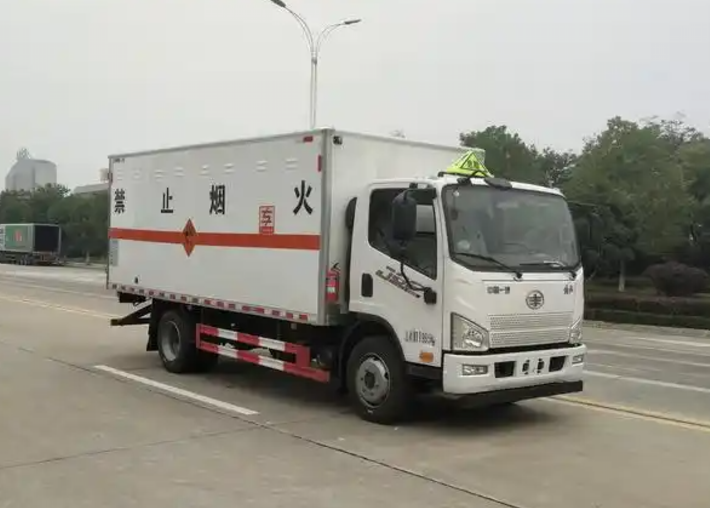 睢宁爆破器材运输车可以上高速吗？